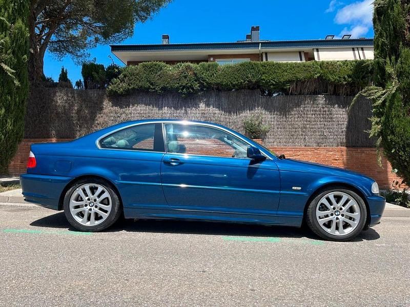 Gebraucht BMW 330 231 PS (169 kW) 2001 Blau