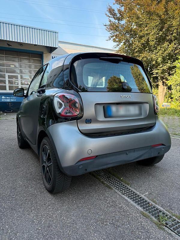 Gebraucht Smart ForTwo Coupé 60 kW (82 PS) 2022 Silber Coupé
