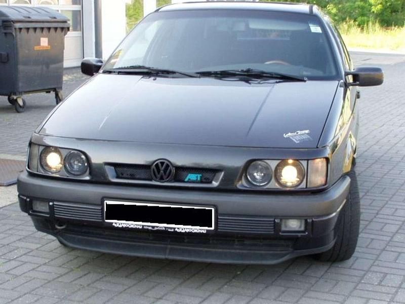 Schwarz Gebraucht 1992 VW Passat GT Limousine | 3.300 € - Bild 1/4