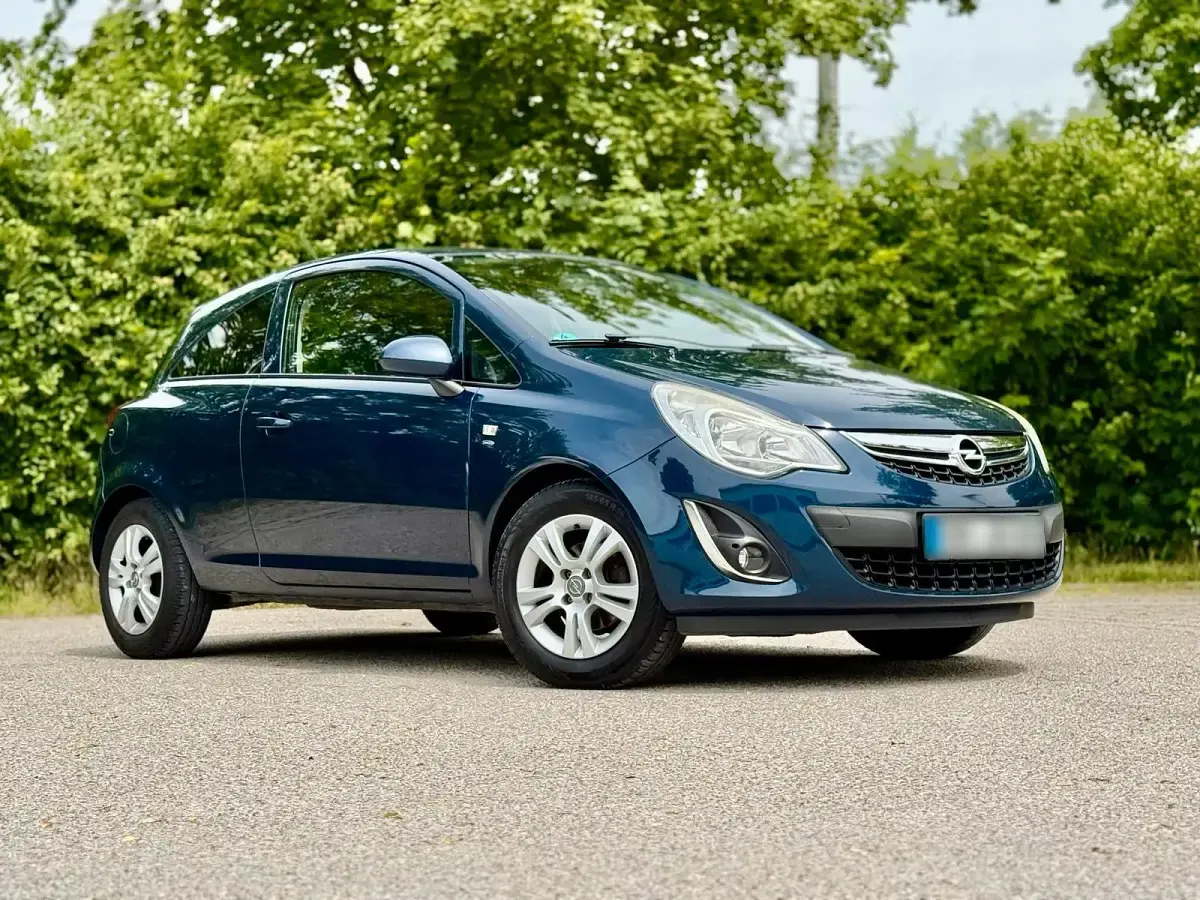 Gebraucht Opel Corsa 69 PS (50 kW) 2011 Blau Kleinwagen