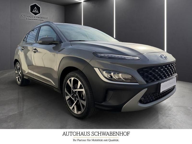 Gebraucht Hyundai Kona Pure 120 PS (88 kW) 2021 Galaxy grey / mic SUV