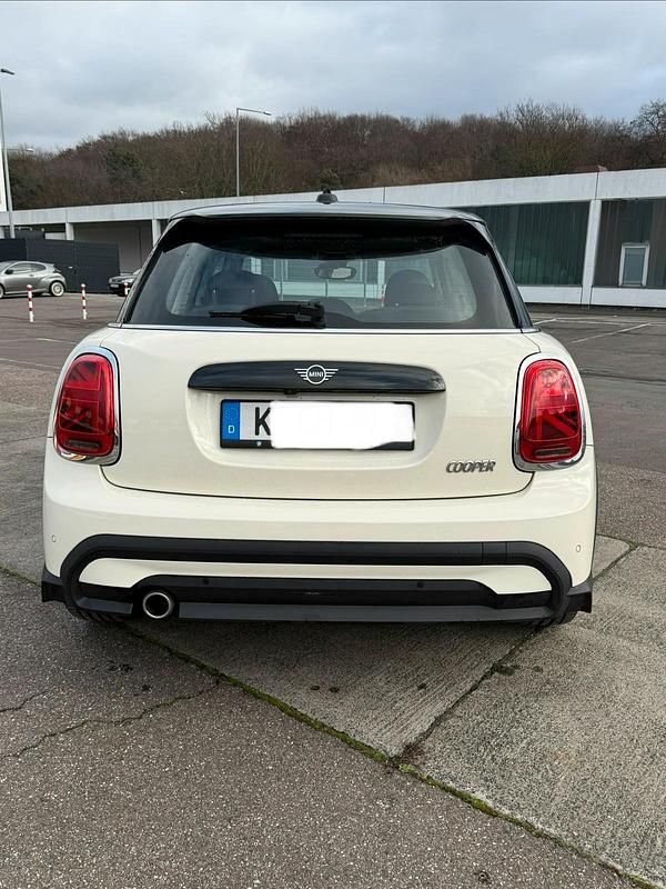 Gebraucht Mini Cooper Classic 2022 Weiß Kleinwagen