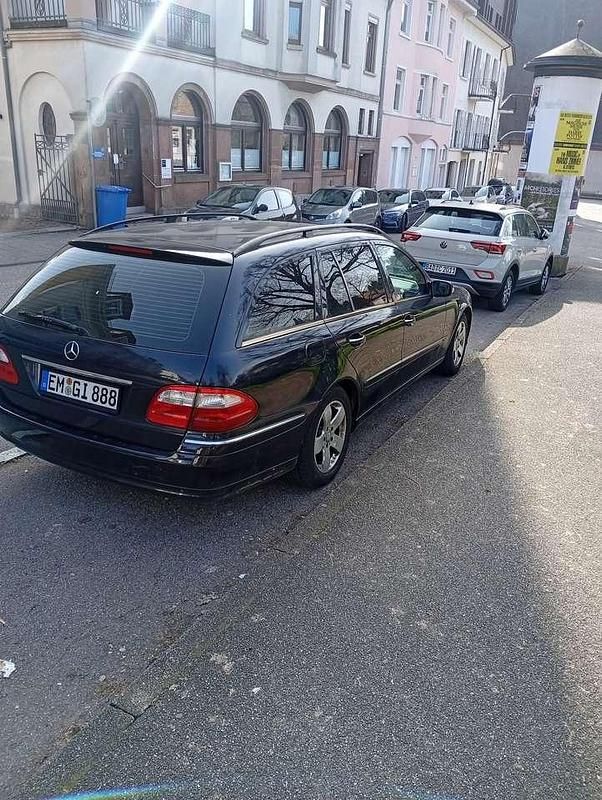 Gebraucht Mercedes E220 Elegance 150 PS (110 kW) 2004 Kombi