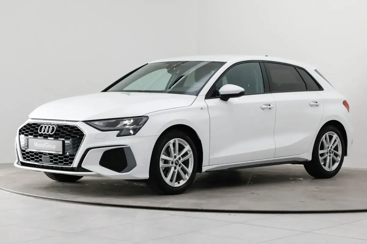 Gebraucht Audi A3 S-Line 111 PS (81 kW) 2022 Ibisweiß Limousine