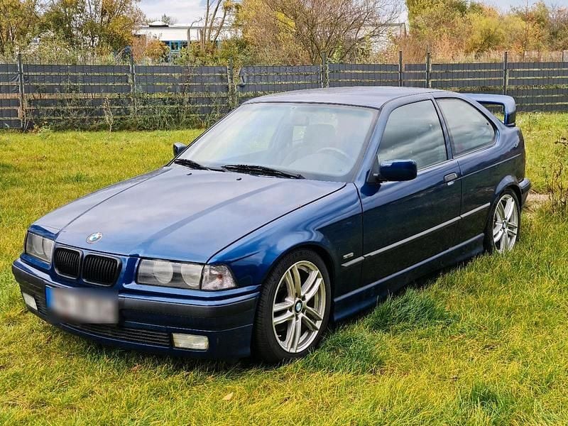 Blau Gebraucht 1997 BMW 316 Coupé | 3.500 € - Bild 1/4