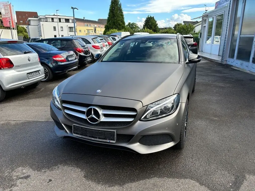 Gebraucht Mercedes C200 136 PS (100 kW) 2015 Schwarz Limousine