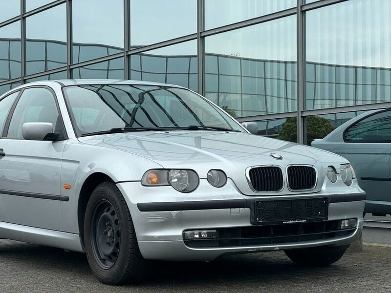 Silber Gebraucht 2004 BMW 316 Compact Advantage Kleinwagen | 2.333 € (Guter Preis) - Bild 1/4