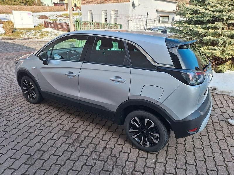 Gebraucht Opel Crossland 110 PS (80 kW) 2024 Grau SUV