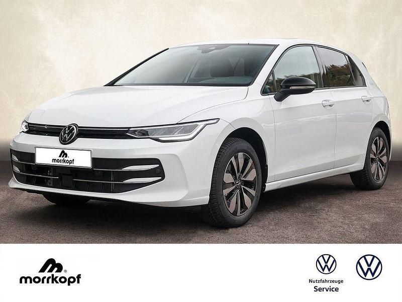 Pure white Gebraucht 2025 VW Golf Goal Limousine | 27.500 € (Etwas zu teuer) - Bild 1/4