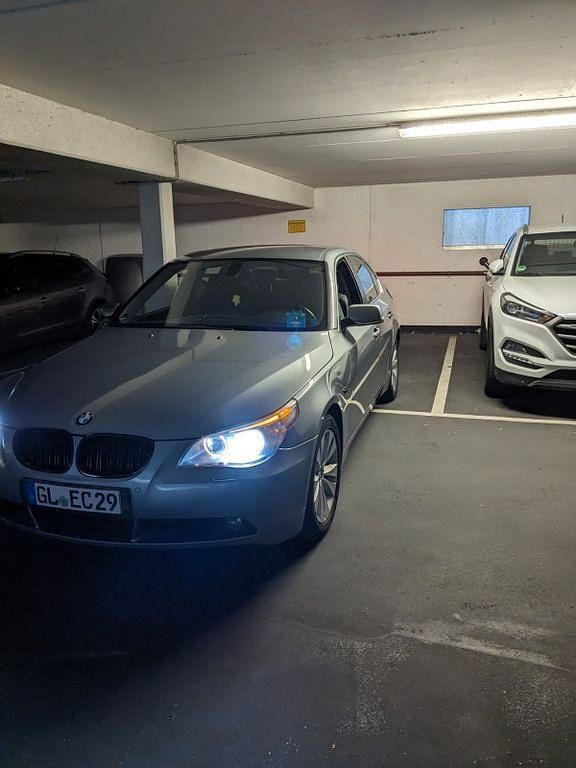 Gebraucht BMW 530 231 PS (169 kW) 2006 Grau Limousine