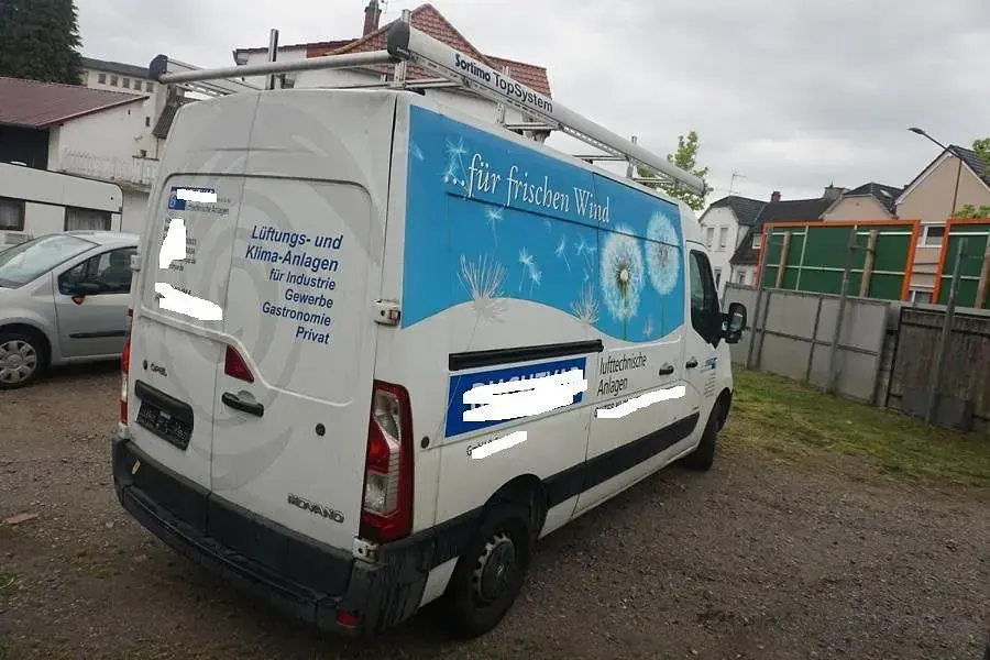 Gebraucht Opel Movano 125 PS (91 kW) 2011 Weiß Van / Kleinbus
