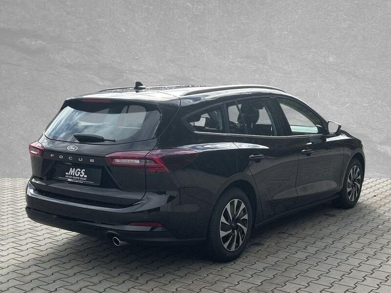 Używany Ford Focus Titanium 155 KM (114 kW) 2022 Andere farbe Kombi