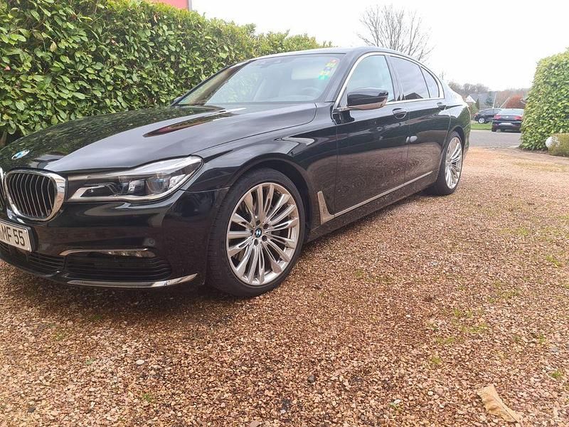 Gebraucht BMW 730 265 PS (194 kW) 2018 Schwarz Limousine