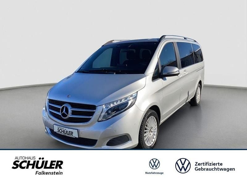 Gebraucht Mercedes V220 Edition 163 PS (119 kW) 2018 Silber (brillantsilber metallic) Van / Kleinbus