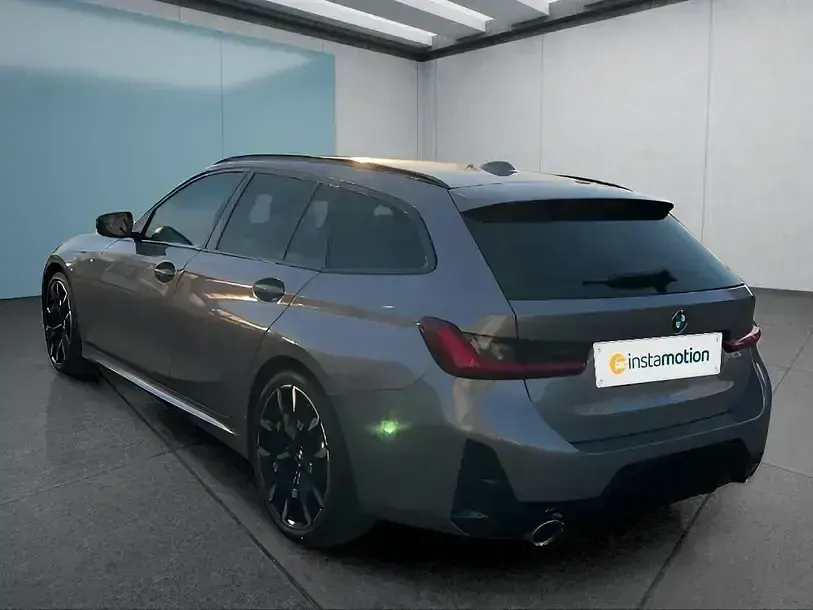 Gebraucht BMW 330 286 PS (210 kW) 2024 Grau Kombi