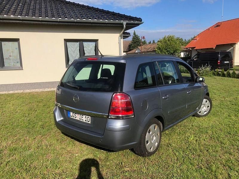 Silber Gebraucht 2006 Opel Zafira Van / Kleinbus | 750 € (Superpreis) - Bild 1/4