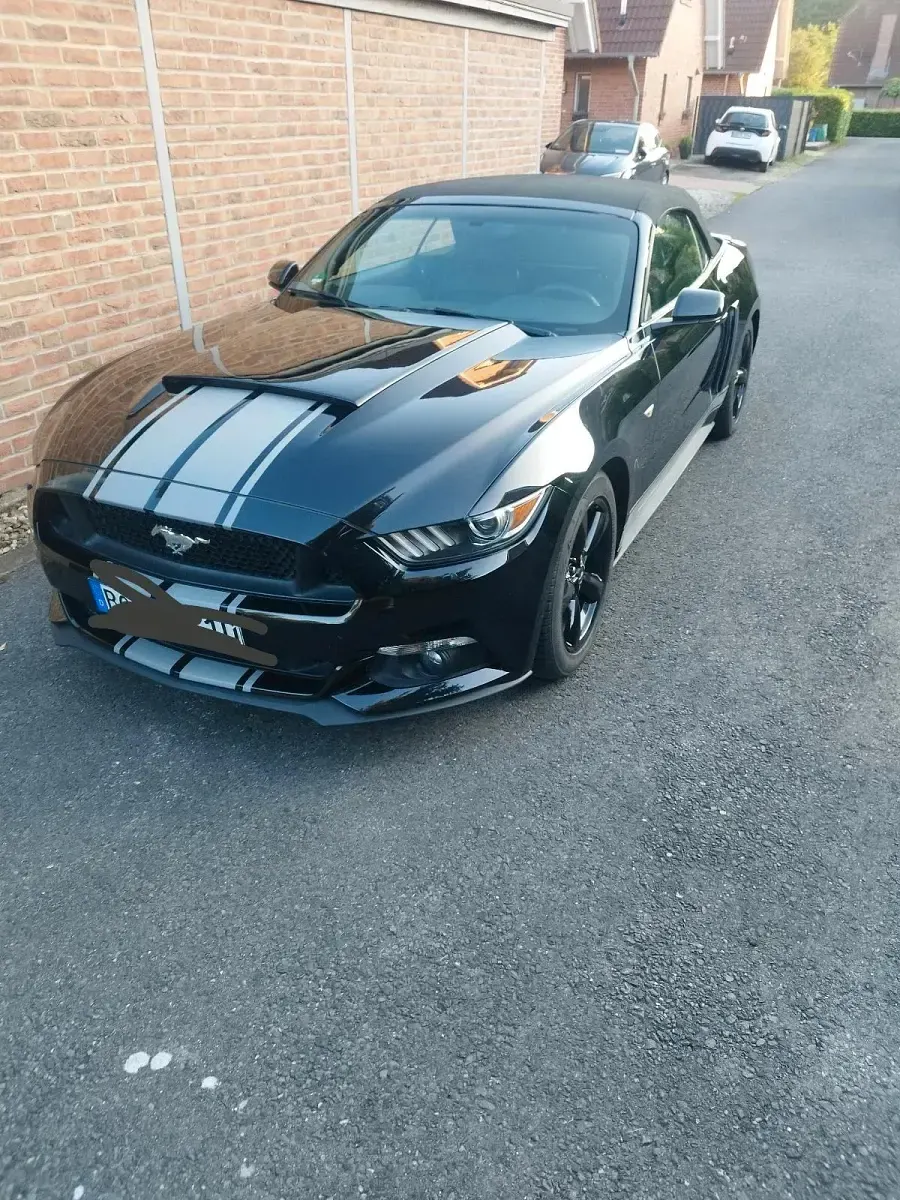 Gebraucht Ford Mustang 317 PS (233 kW) 2016 Schwarz Cabrio