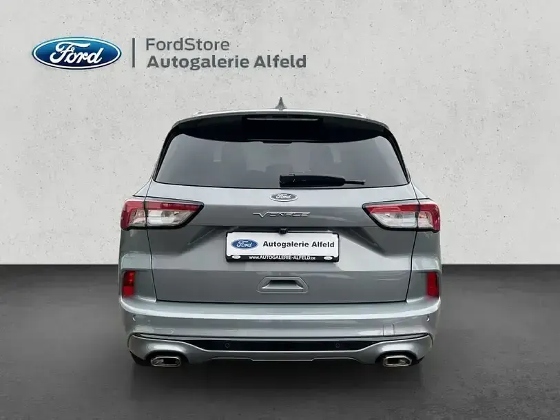 Gebraucht Ford Kuga Vignale 152 PS (111 kW) 2022 Silber SUV