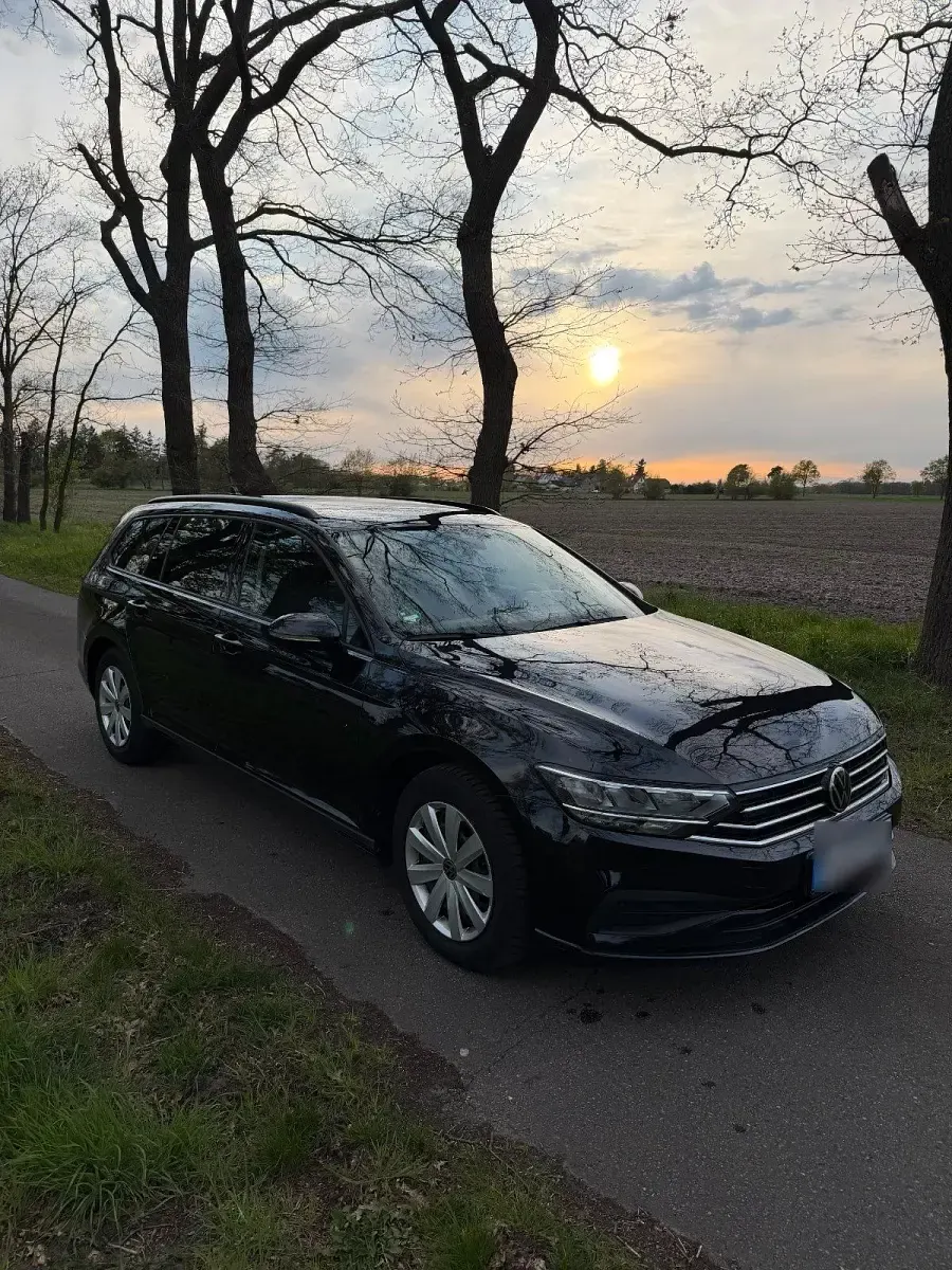 Second-hand VW Passat 122 CP (89 kW) 2020 Negru Break