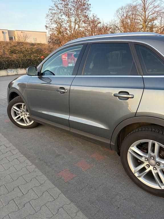 Gebraucht Audi Q3 170 PS (125 kW) 2011 Grau SUV
