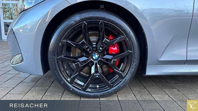 Neu BMW 330 M Sport 286 PS (210 kW) 2025 Skyscraper grau metallic Kombi
