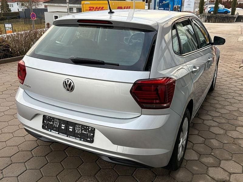 Gebraucht VW Polo Comfortline 95 PS (69 kW) 2020 Silber Kleinwagen