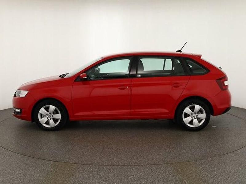 Gebraucht Skoda Rapid 95 PS (69 kW) 2018 Rot Limousine