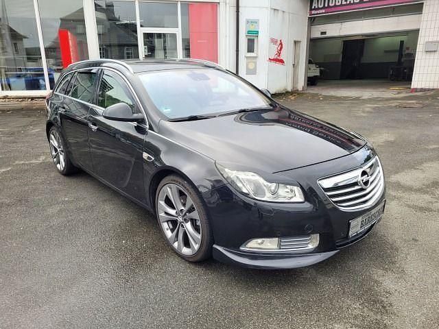 Gebraucht Opel Insignia Cosmo 160 PS (117 kW) 2010 Schwarz Kombi