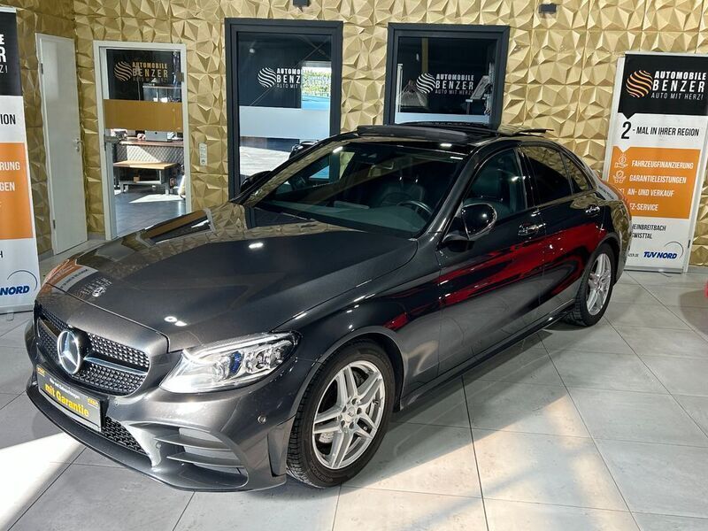 Grün Gebraucht 2020 Mercedes C220 AMG Limousine | 29.999 € (Fairer Preis) - Bild 1/4