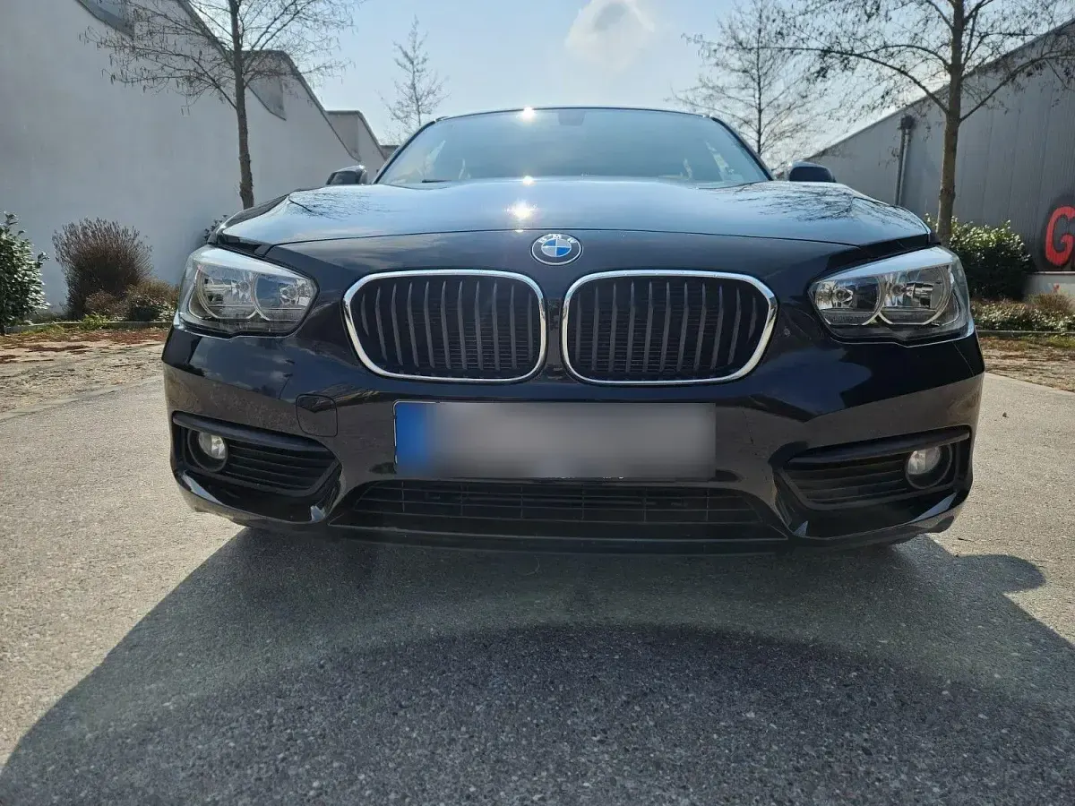 Gebraucht BMW 116 Performance 109 PS (80 kW) 2017 Schwarz Kleinwagen
