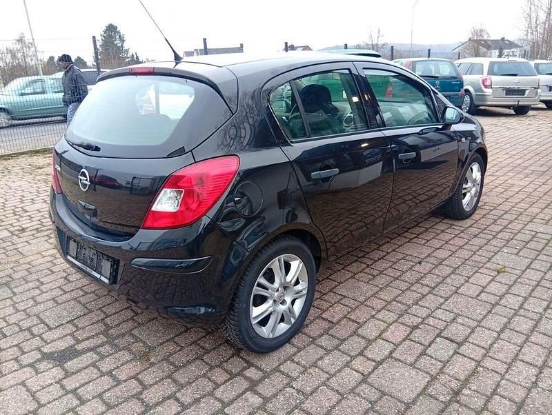 Gebraucht Opel Corsa Active 69 PS (50 kW) 2014 Schwarz Kleinwagen