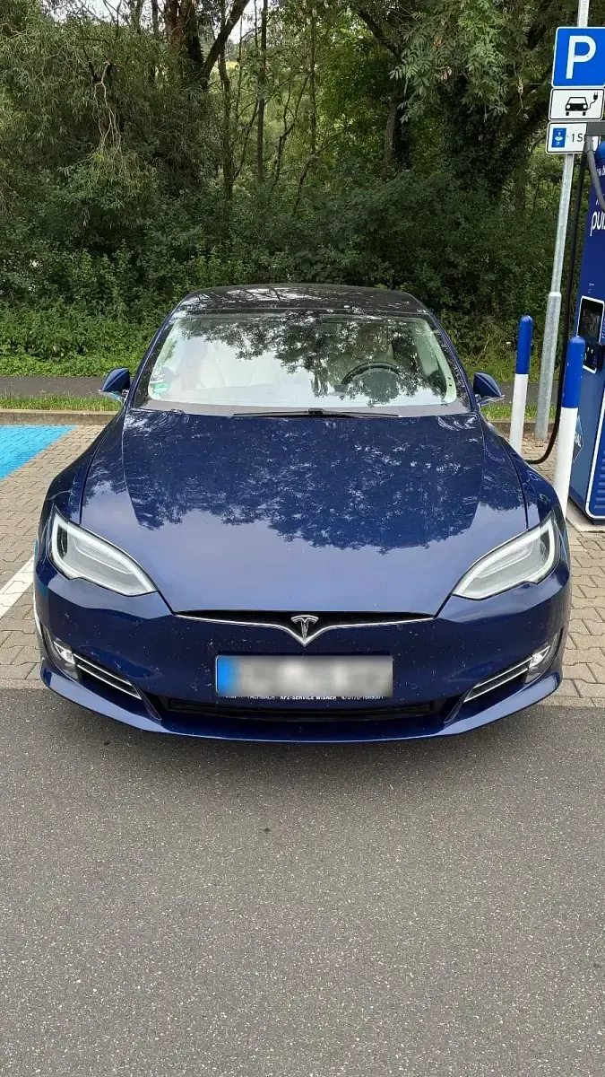 Gebraucht Tesla Model S 386 kW (525 PS) 2018 Blau Kleinwagen