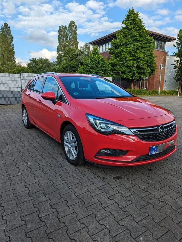 Gebraucht Opel Astra Dynamic 136 PS (100 kW) 2017 Rot Kombi