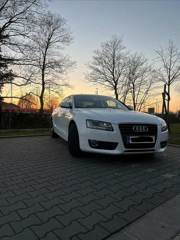 Gebraucht Audi A5 180 PS (132 kW) 2009 Weiß Coupé