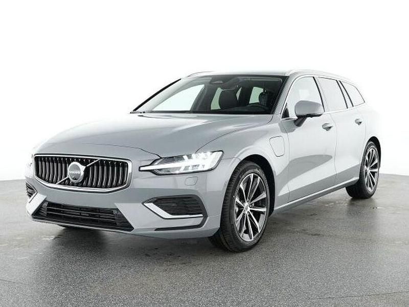 Vapour grey / metallic (metallic) Gebraucht 2025 Volvo V60 Core Kombi | 39.900 € (Guter Preis) - Bild 1/4