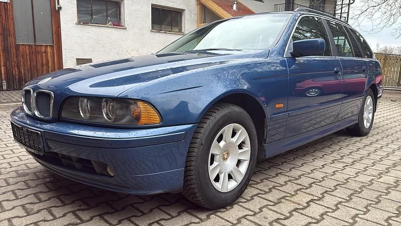 Gebraucht BMW 520 170 PS (125 kW) 2000 Blau Kombi