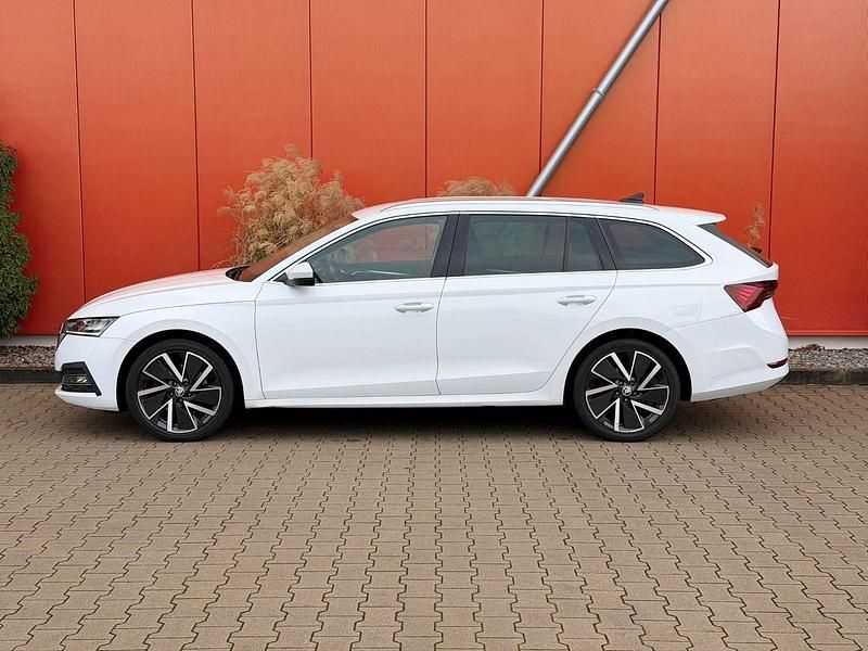 Gebraucht Skoda Octavia 200 PS (147 kW) 2021 Weiß Kombi