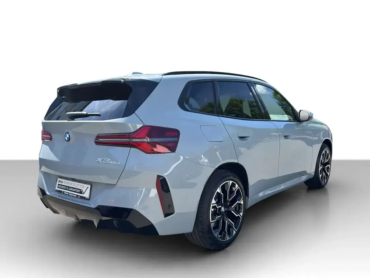 Gebraucht BMW X3 M Sport 286 PS (210 kW) 2025 Grau SUV