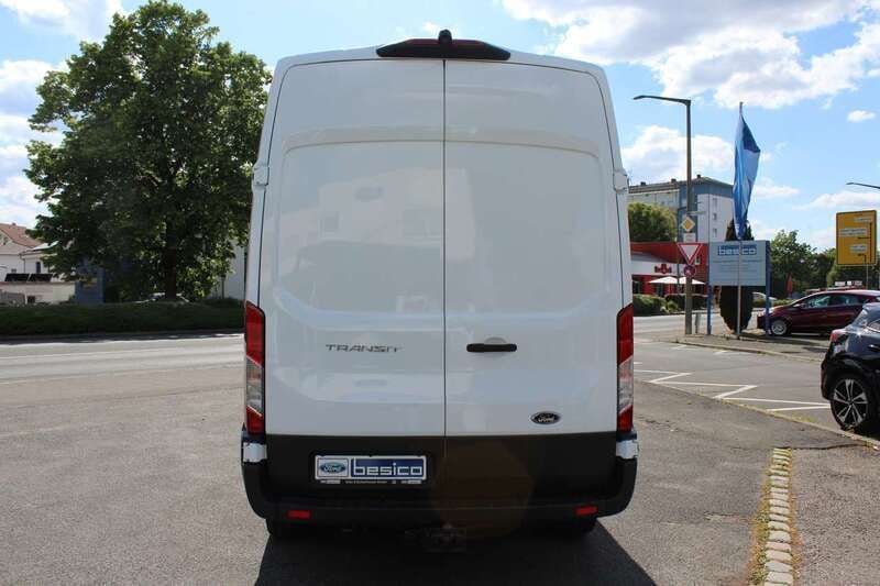 Gebraucht Ford Transit Trend 170 PS (125 kW) 2020 Frostweiß Van / Kleinbus