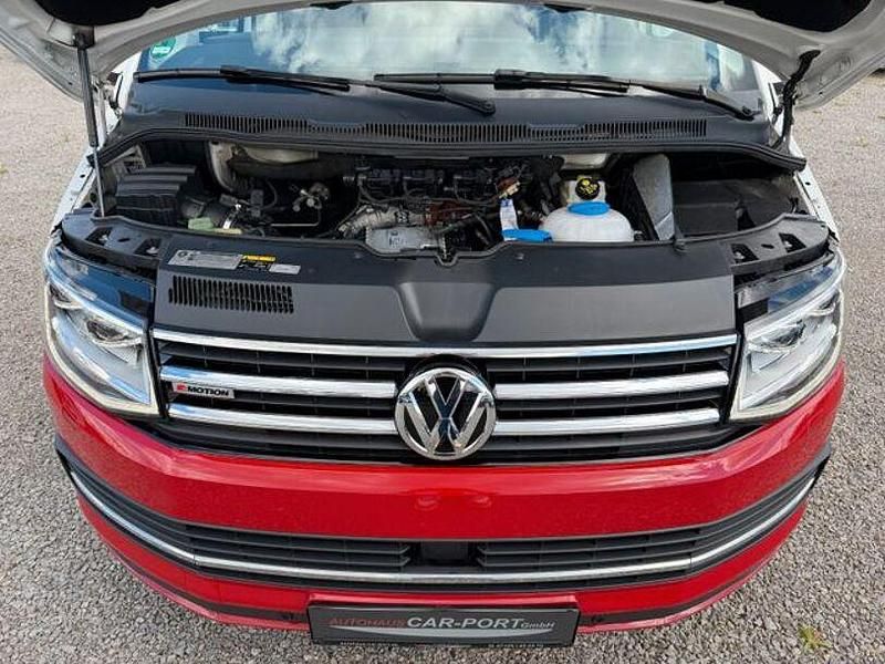 Second-hand VW Multivan 199 CP (146 kW) 2019 Roșu Monovolum