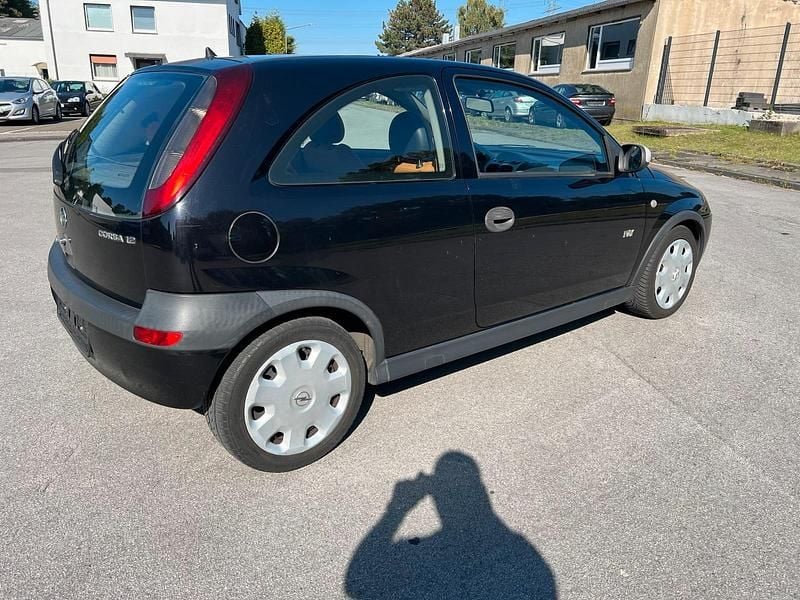Schwarz Gebraucht 2003 Opel Corsa Kleinwagen | 980 € (Fairer Preis) - Bild 1/4