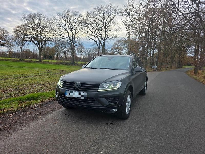 Gebraucht VW Touareg 262 PS (192 kW) 2014 Schwarz SUV