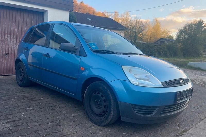 Gebraucht Ford Fiesta 80 PS (58 kW) 2003 Blau Kleinwagen