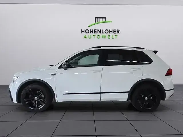 Gebraucht VW Tiguan Highline 240 PS (176 kW) 2020 Weiß SUV