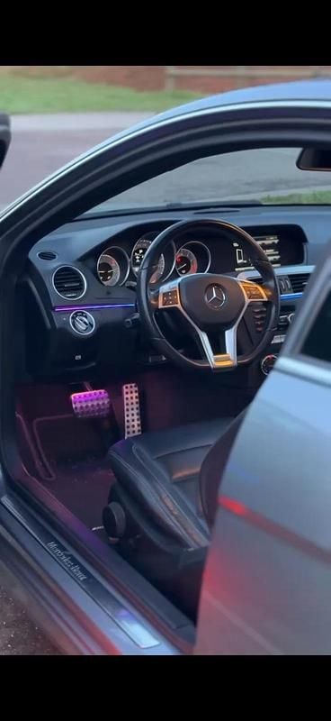 Gebraucht Mercedes C350 306 PS (225 kW) 2011 Grau Coupé