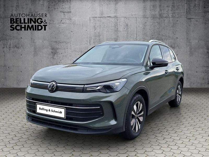 Grün Gebraucht 2025 VW Tiguan Goal SUV | 35.770 € (Superpreis) - Bild 1/4