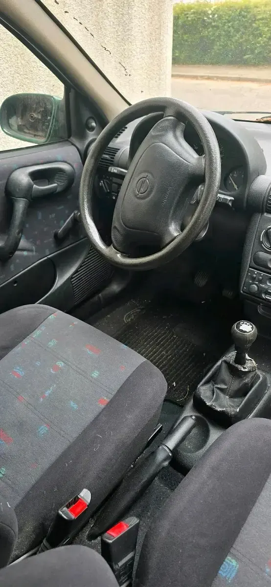 Gebraucht Opel Corsa 45 PS (33 kW) 1997 Grün Kleinwagen