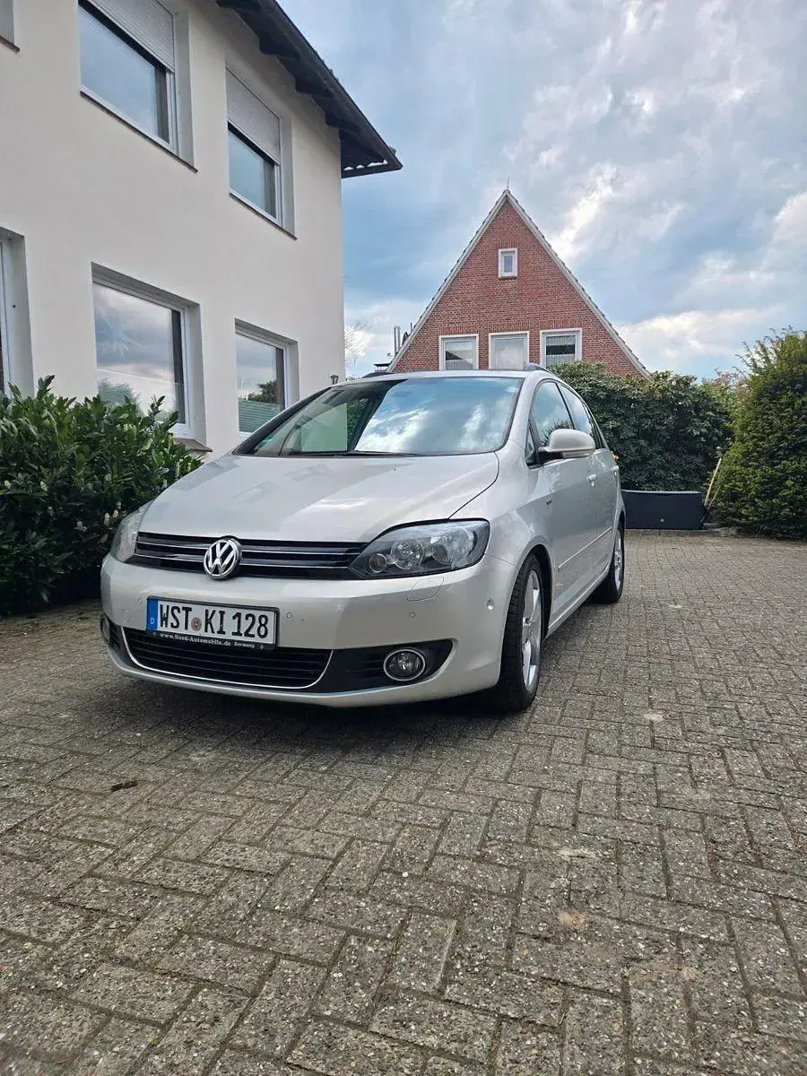 Gebraucht VW Golf Plus Cross Life 105 PS (77 kW) 2014 Silber Van / Kleinbus