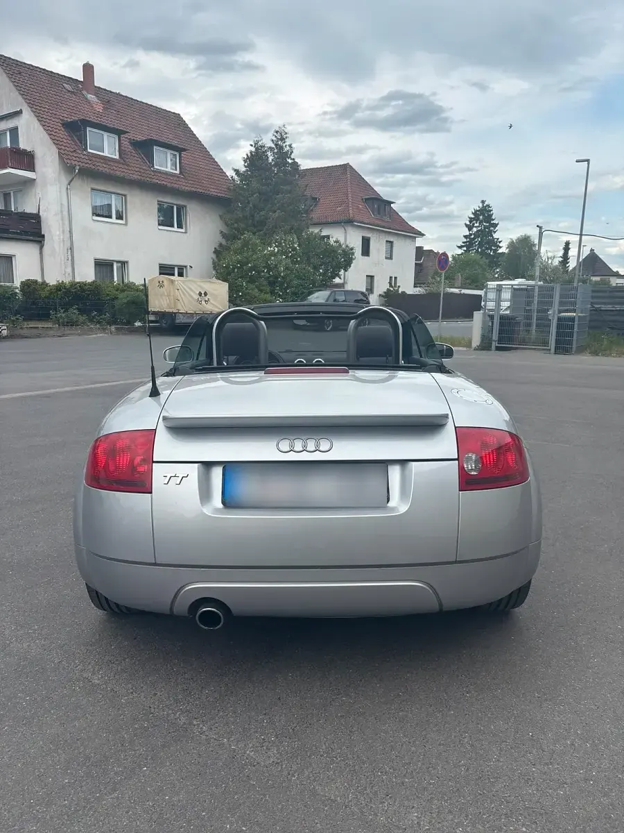 Gebraucht Audi TT Design 163 PS (119 kW) 2006 Silber Coupé