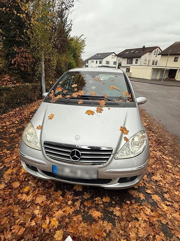Silber Gebraucht 2008 Mercedes A180 Limousine | 1.500 € (Guter Preis) - Bild 1/4